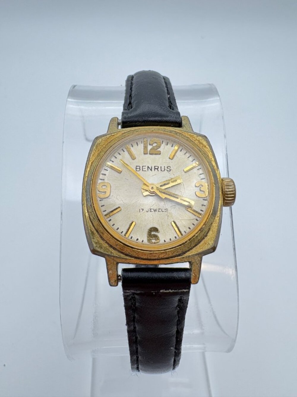 Vintage Benrus 17 Jewels Mechanical Wind Women's Watch Gold Tone Cushion Case
